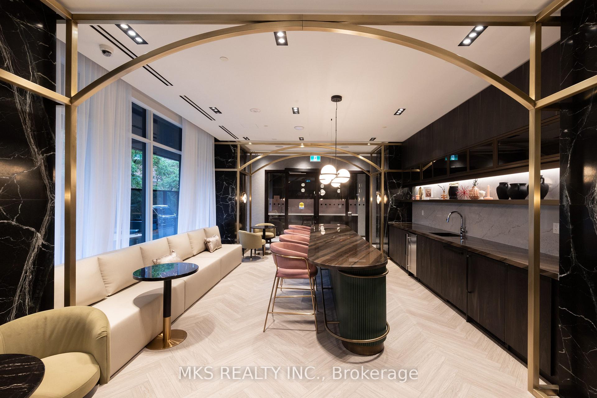 Photo 15 of Unit 506, 771 Yonge Street, Toronto, The Annex — HOMEH