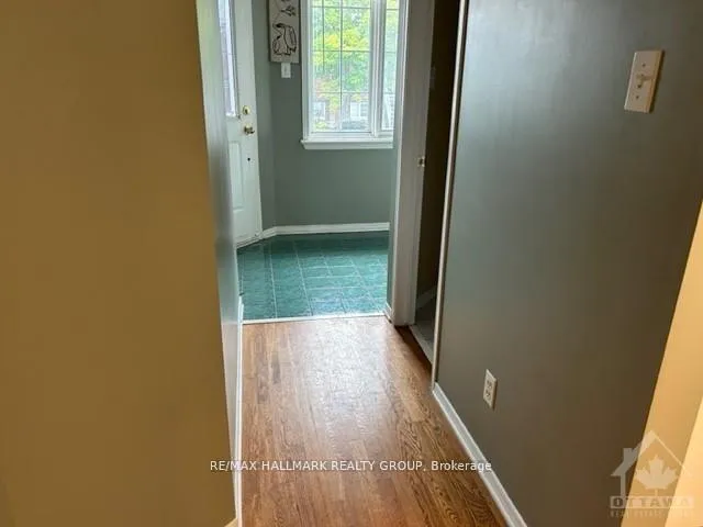 Photo 3 of 112E Centrepointe Drive E, Ottawa, Centrepointe — HOMEH