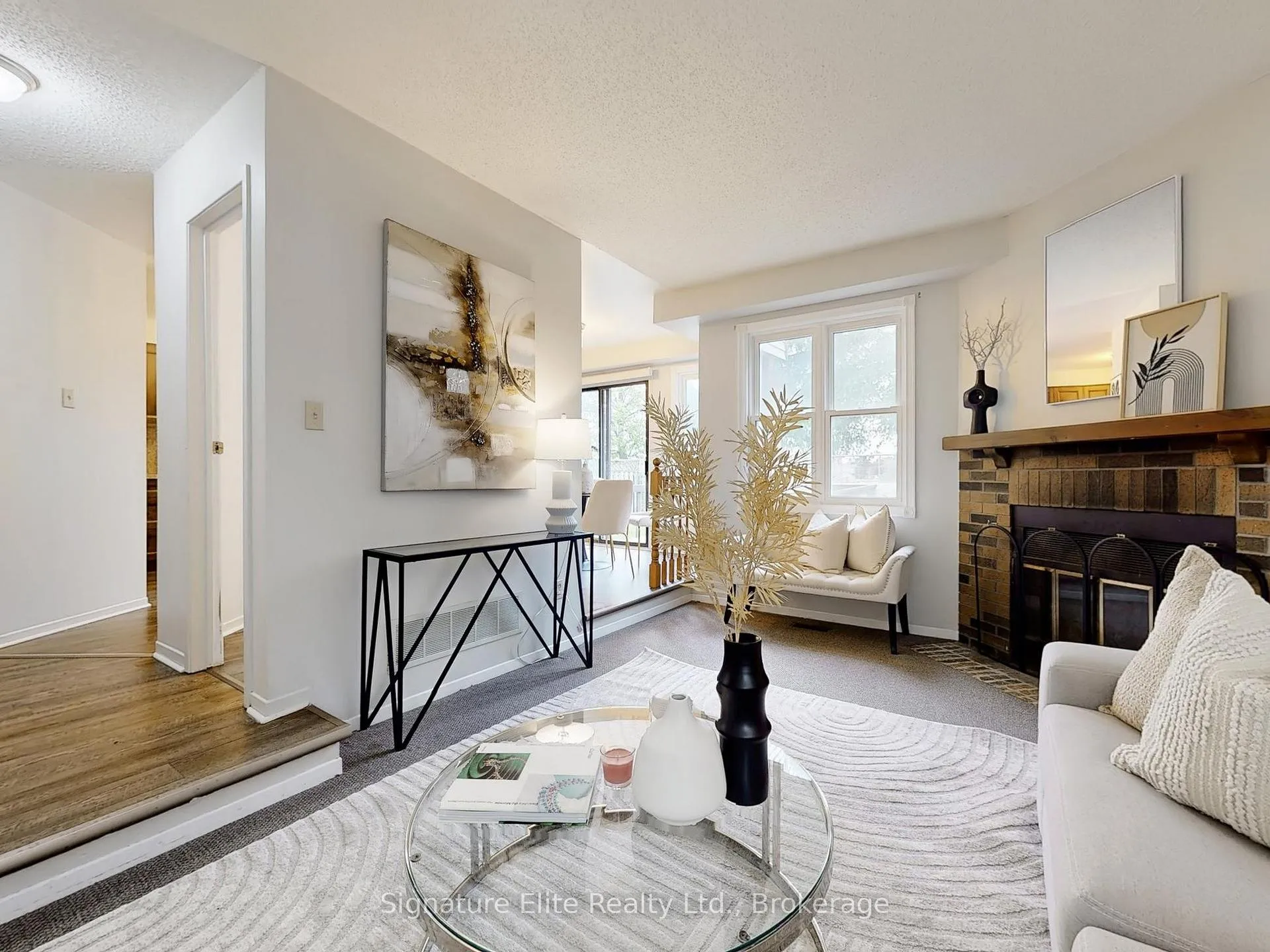 Photo 3 of 28 Reed Drive, Ajax, Central — HOMEH