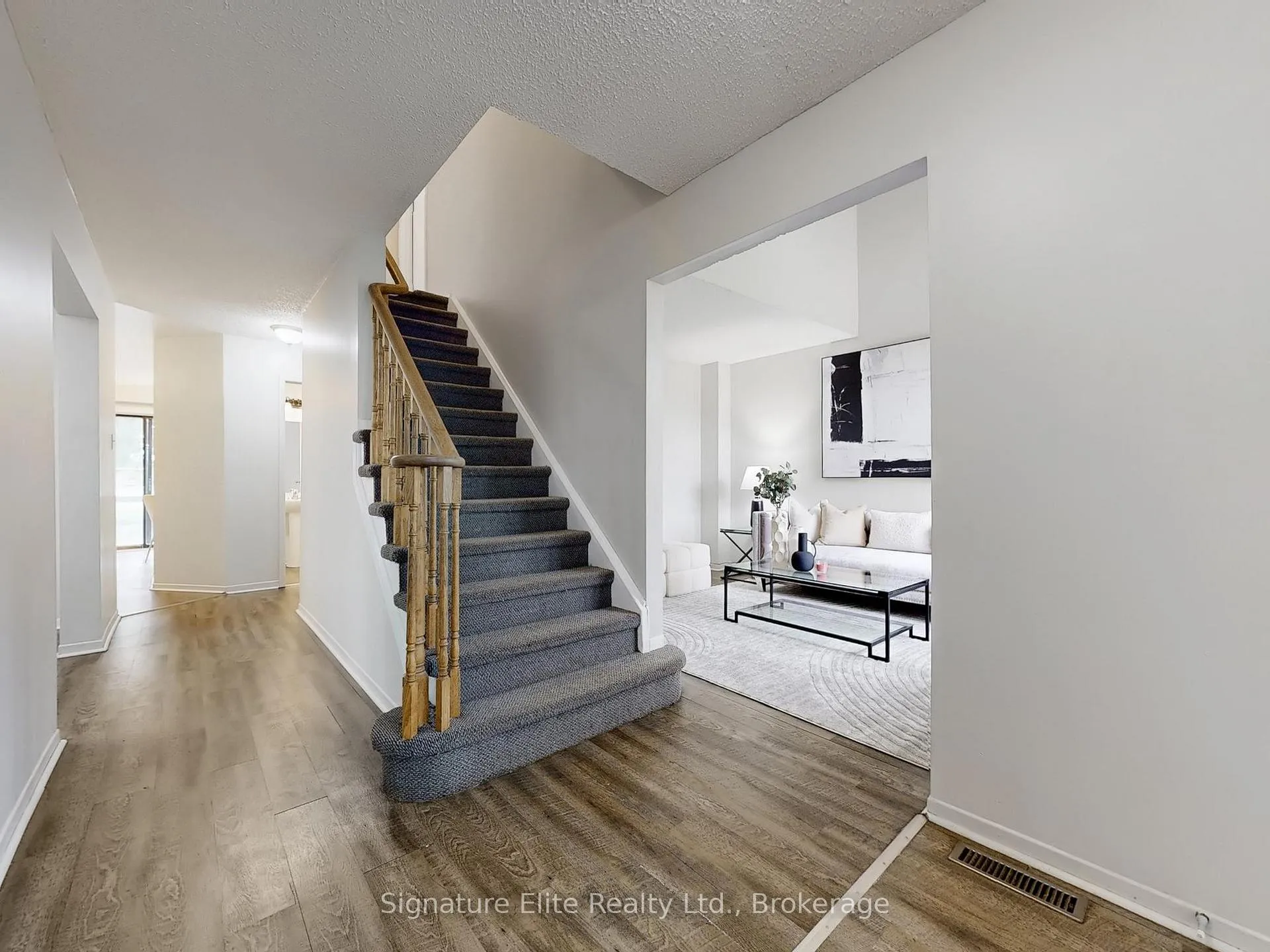 Photo 22 of 28 Reed Drive, Ajax, Central — HOMEH
