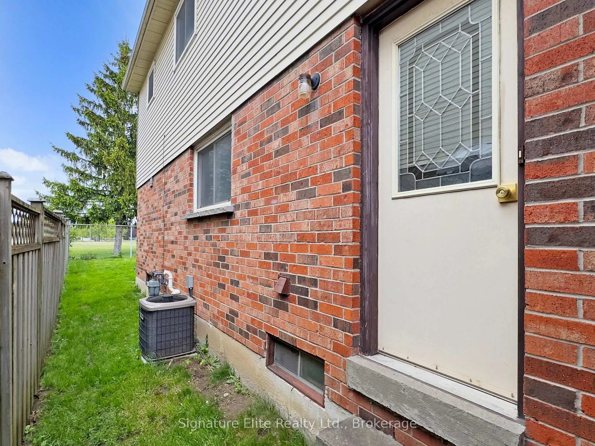 Photo 40 of 28 Reed Drive, Ajax, Central — HOMEH