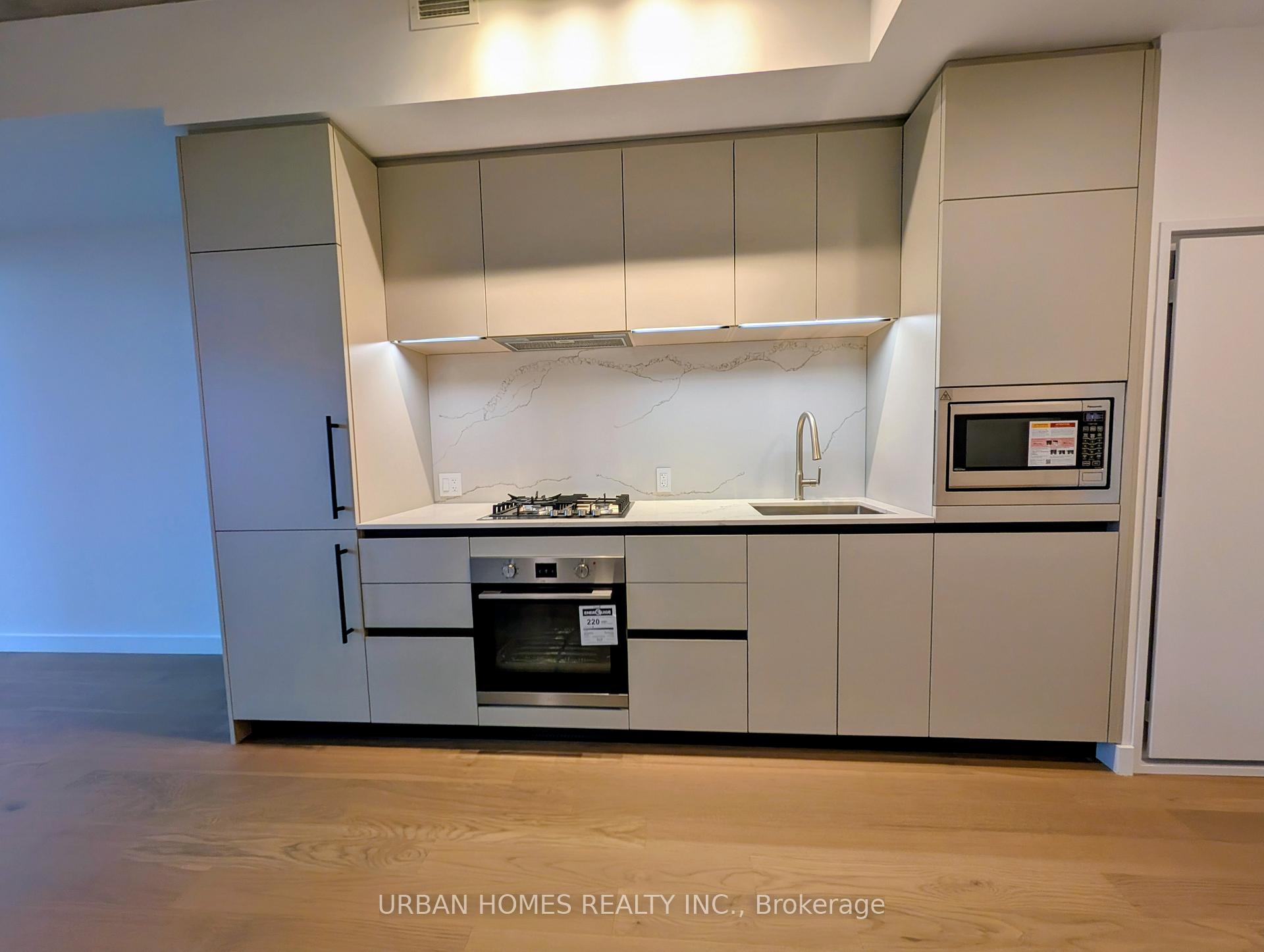 Photo 3 of Unit 603, 1720 Bayview Avenue, Toronto, Mount Pleasant East — HOMEH