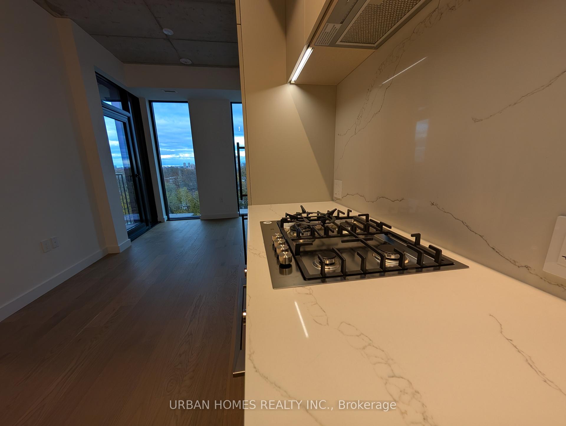 Photo 4 of Unit 603, 1720 Bayview Avenue, Toronto, Mount Pleasant East — HOMEH