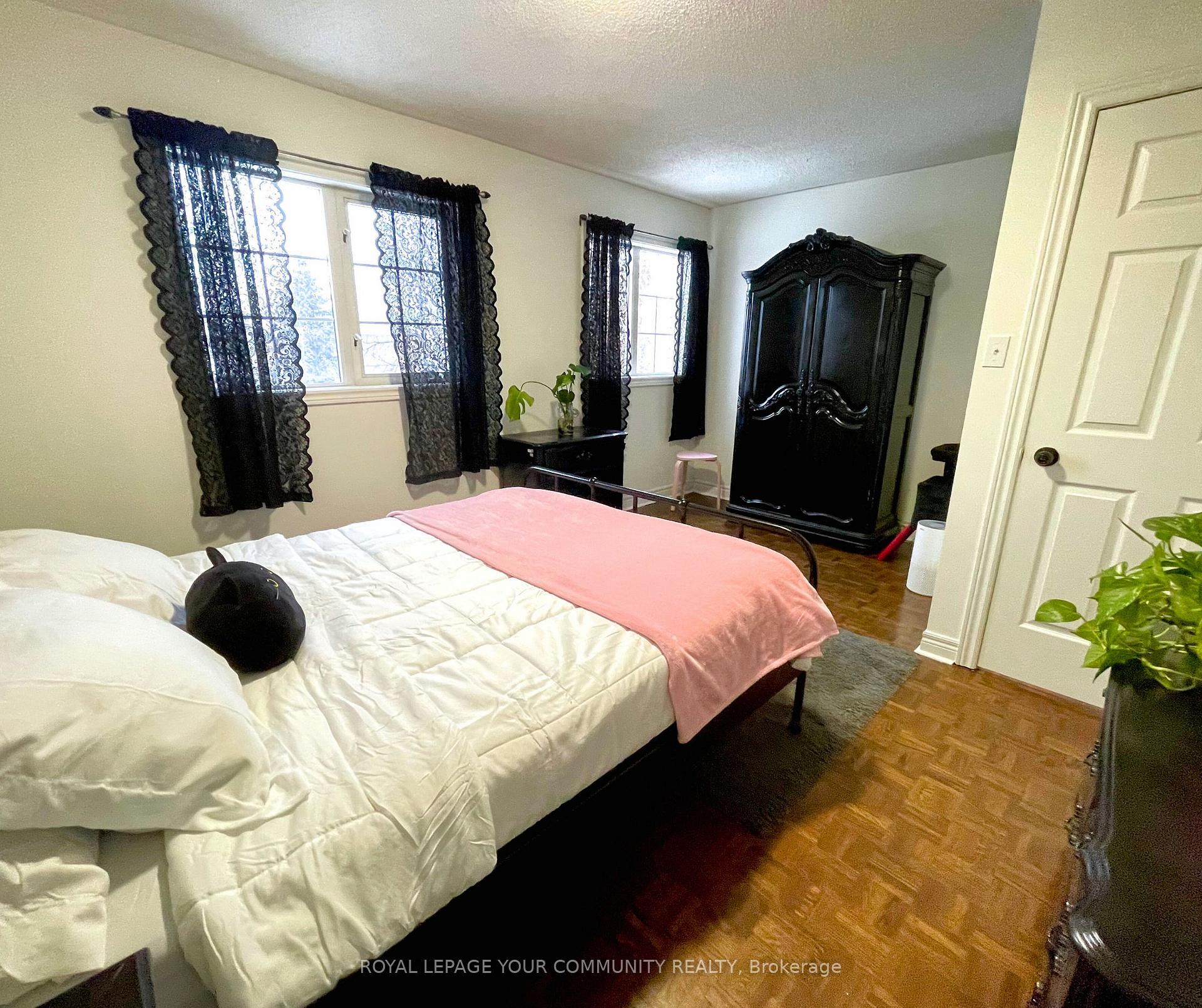 Photo 8 of 31 Giotto Crescent SW, Vaughan, Maple — HOMEH
