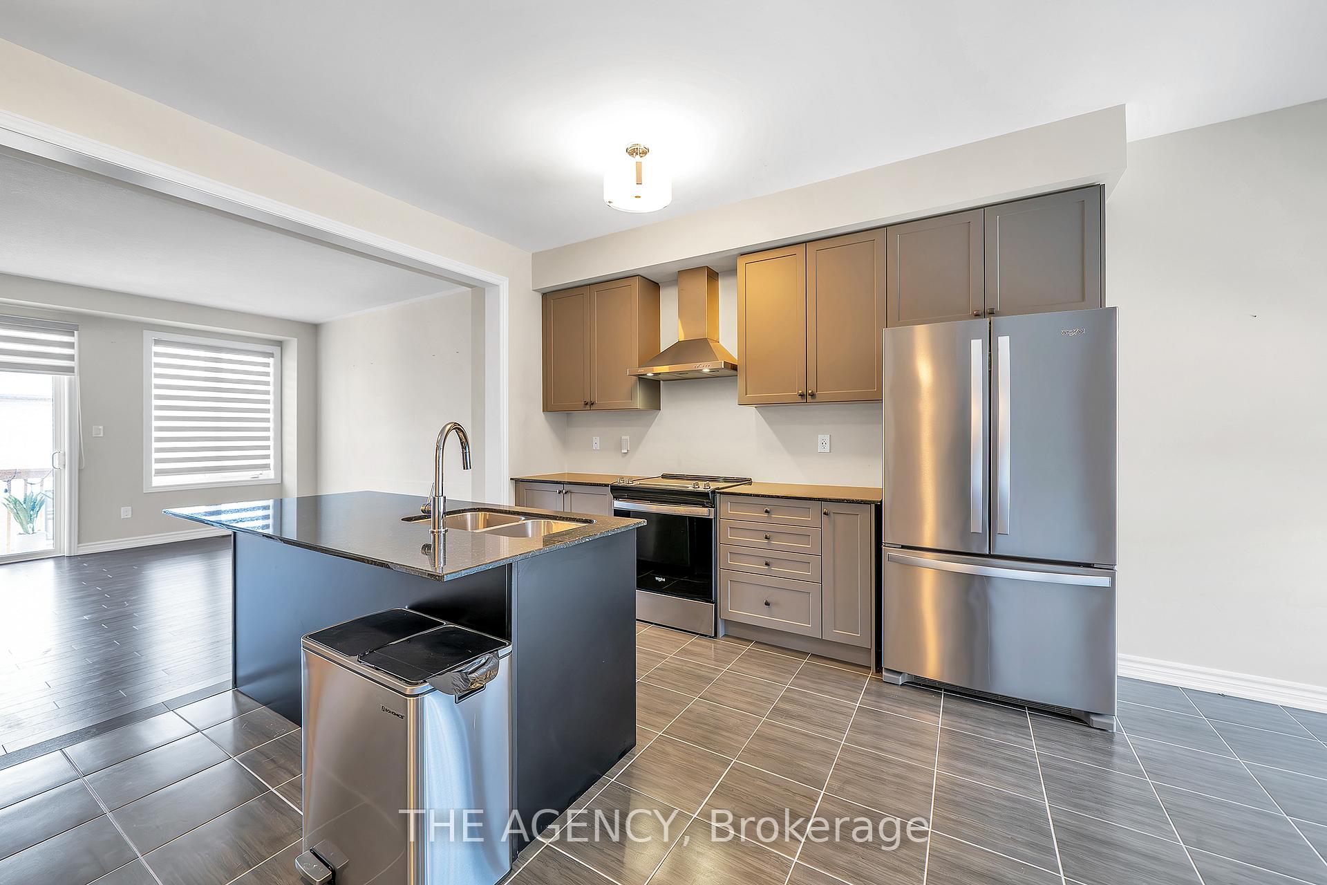 Photo 7 of 56 Douet Lane, Ajax, South East — HOMEH