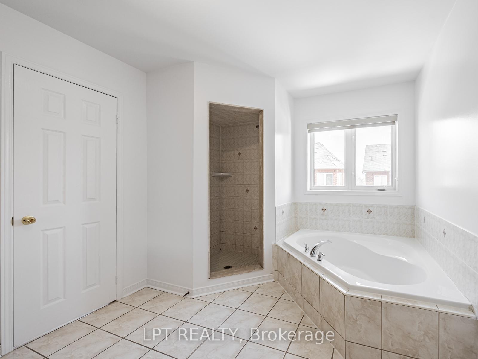 Photo 25 of 7 Homeview Road, Brampton, Bram East — HOMEH