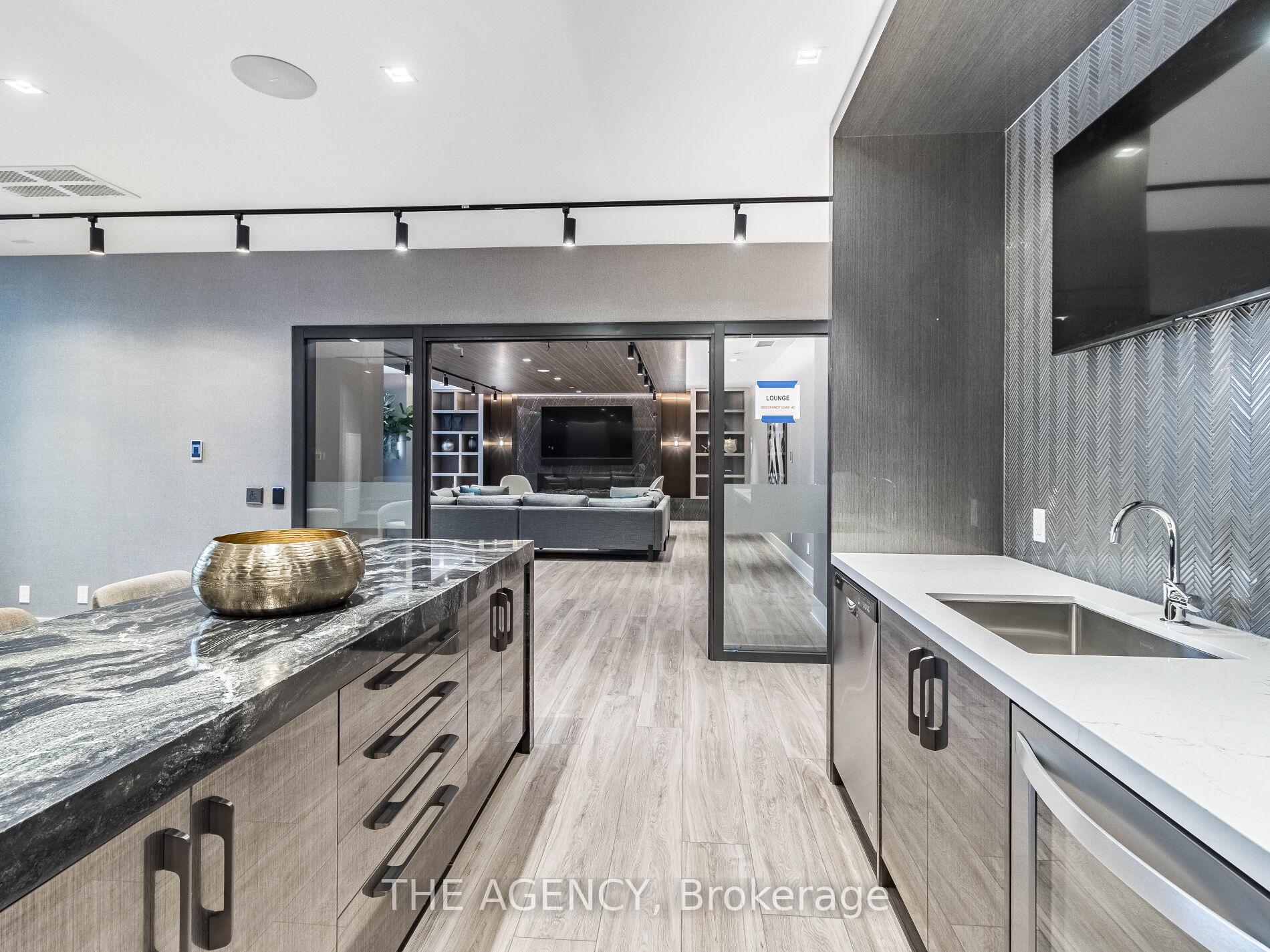 Photo 5 of Unit 901, 286 Main Street, Toronto, East End-Danforth — HOMEH