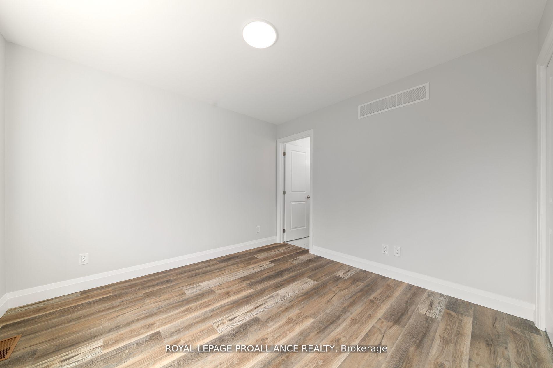 Photo 14 of 27 Clayton John Avenue, Prince Edward County, Sophiasburg Ward — HOMEH