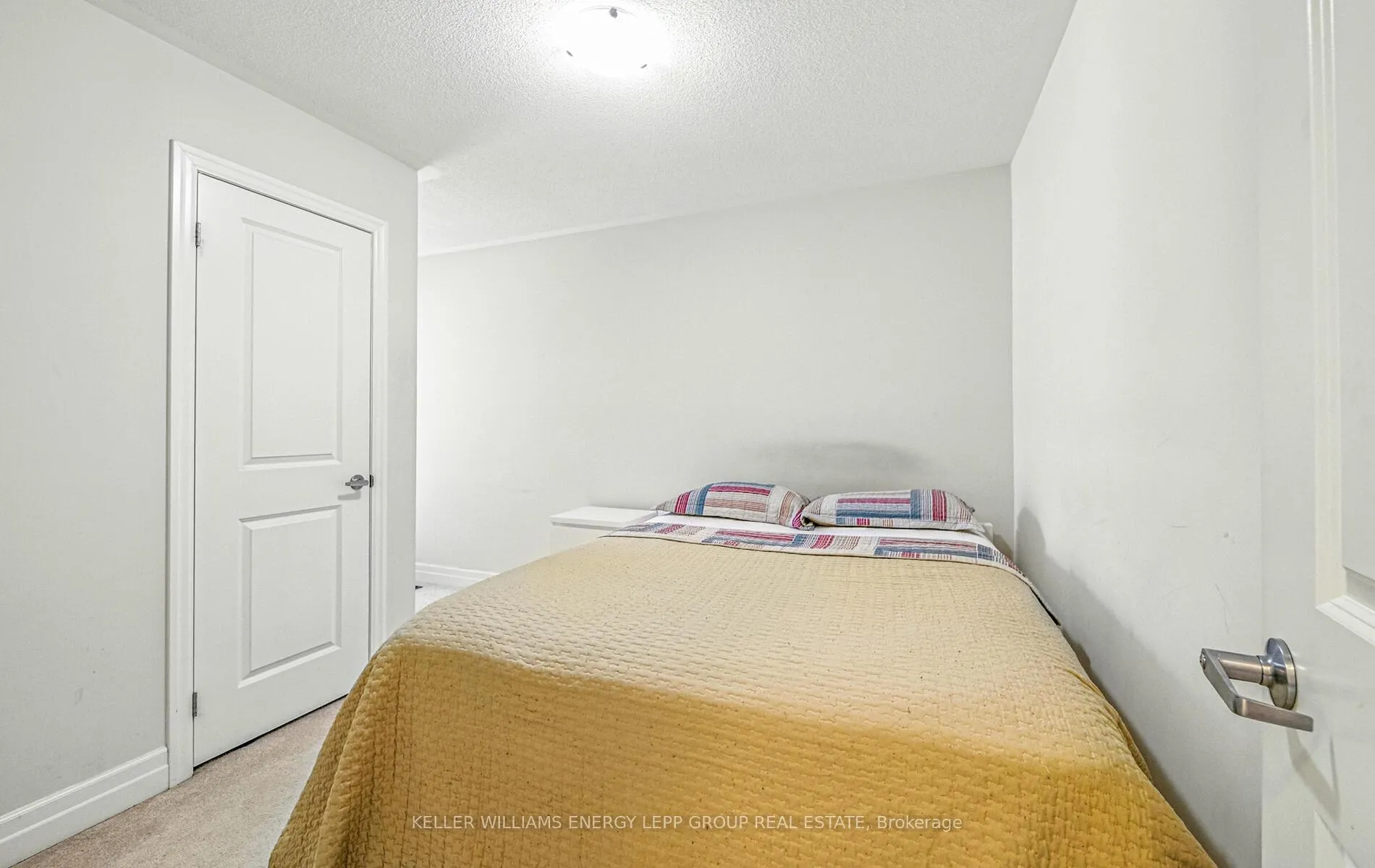 Photo 23 of Unit 9, 384 Arctic Red Drive, Oshawa, Windfields — HOMEH