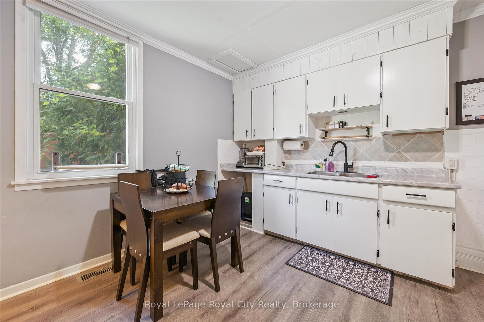 Photo 9 of 148 Suffolk Street W, Guelph, Downtown — HOMEH