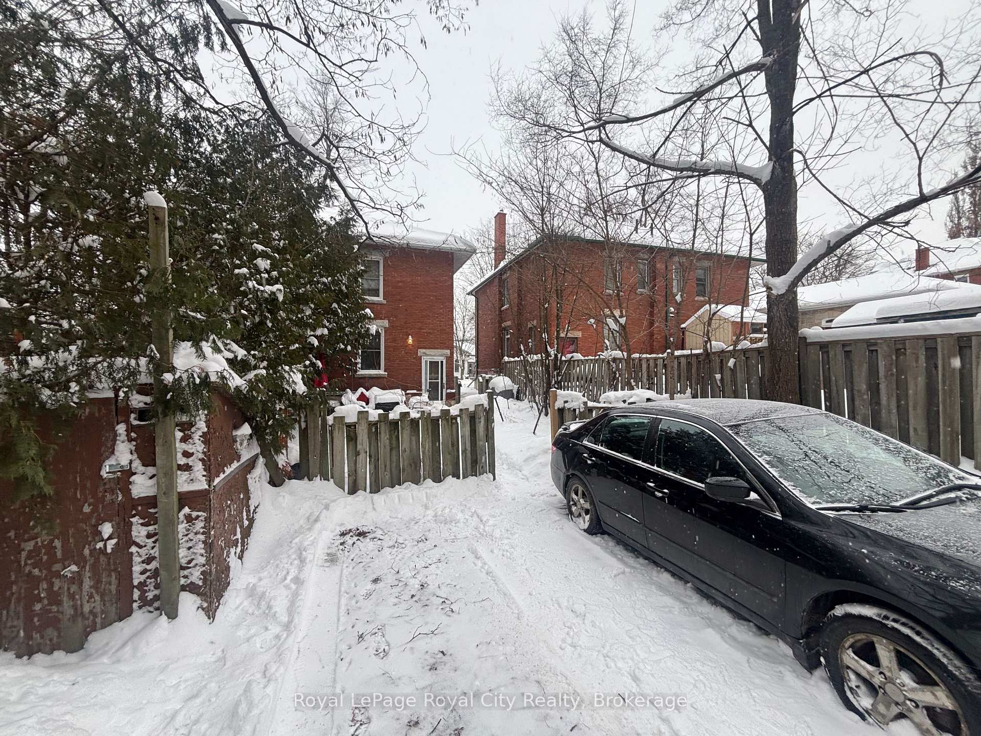 Photo 33 of 148 Suffolk Street W, Guelph, Downtown — HOMEH