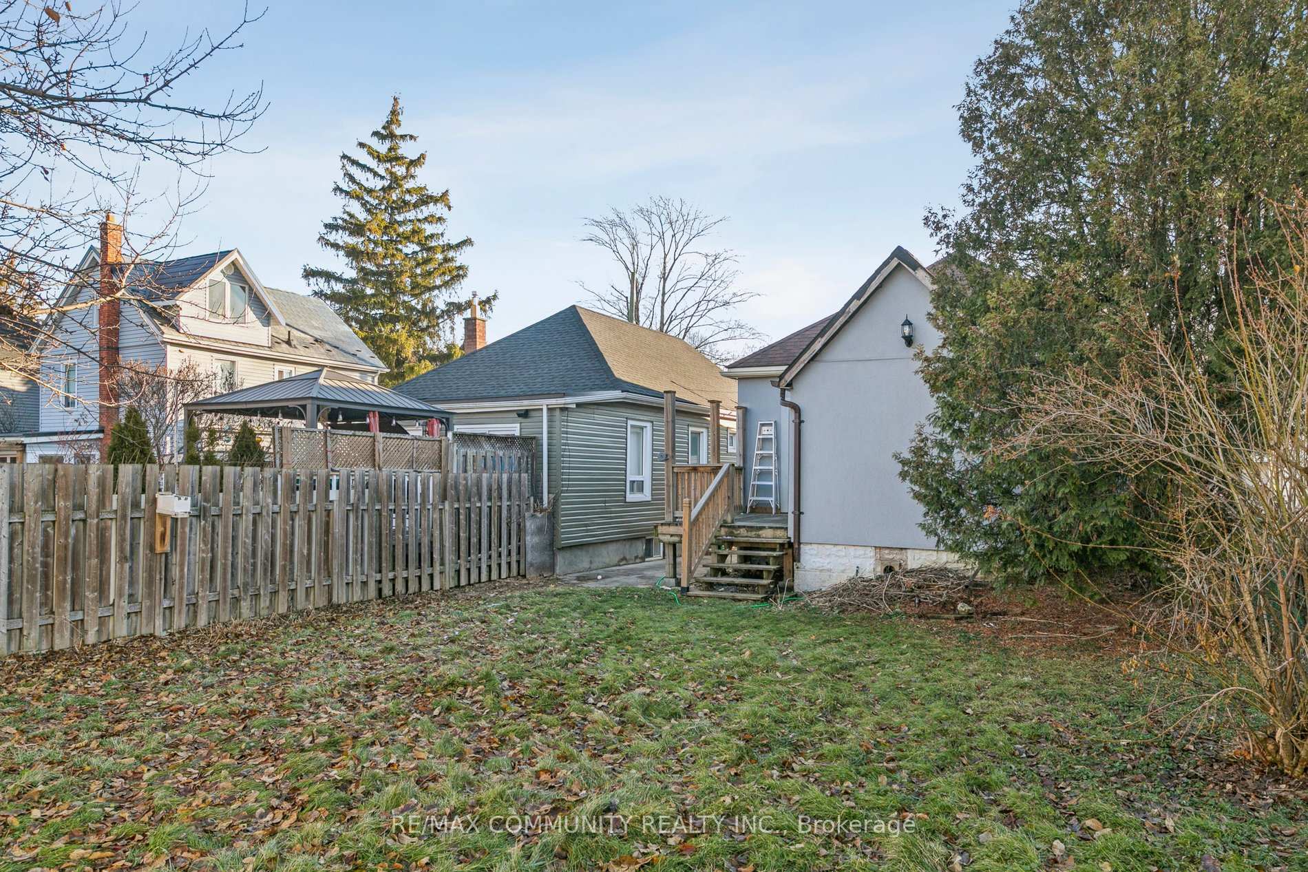 Photo 11 of 46 East 7th Street, Hamilton, Centremount — HOMEH