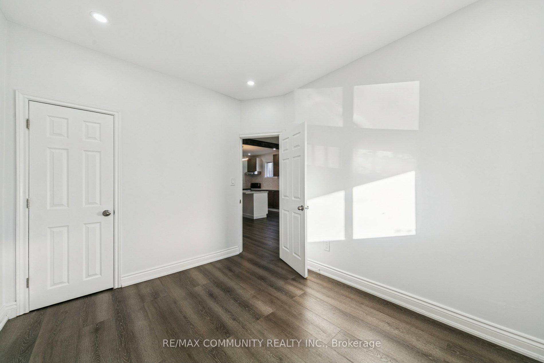Photo 21 of 46 East 7th Street, Hamilton, Centremount — HOMEH