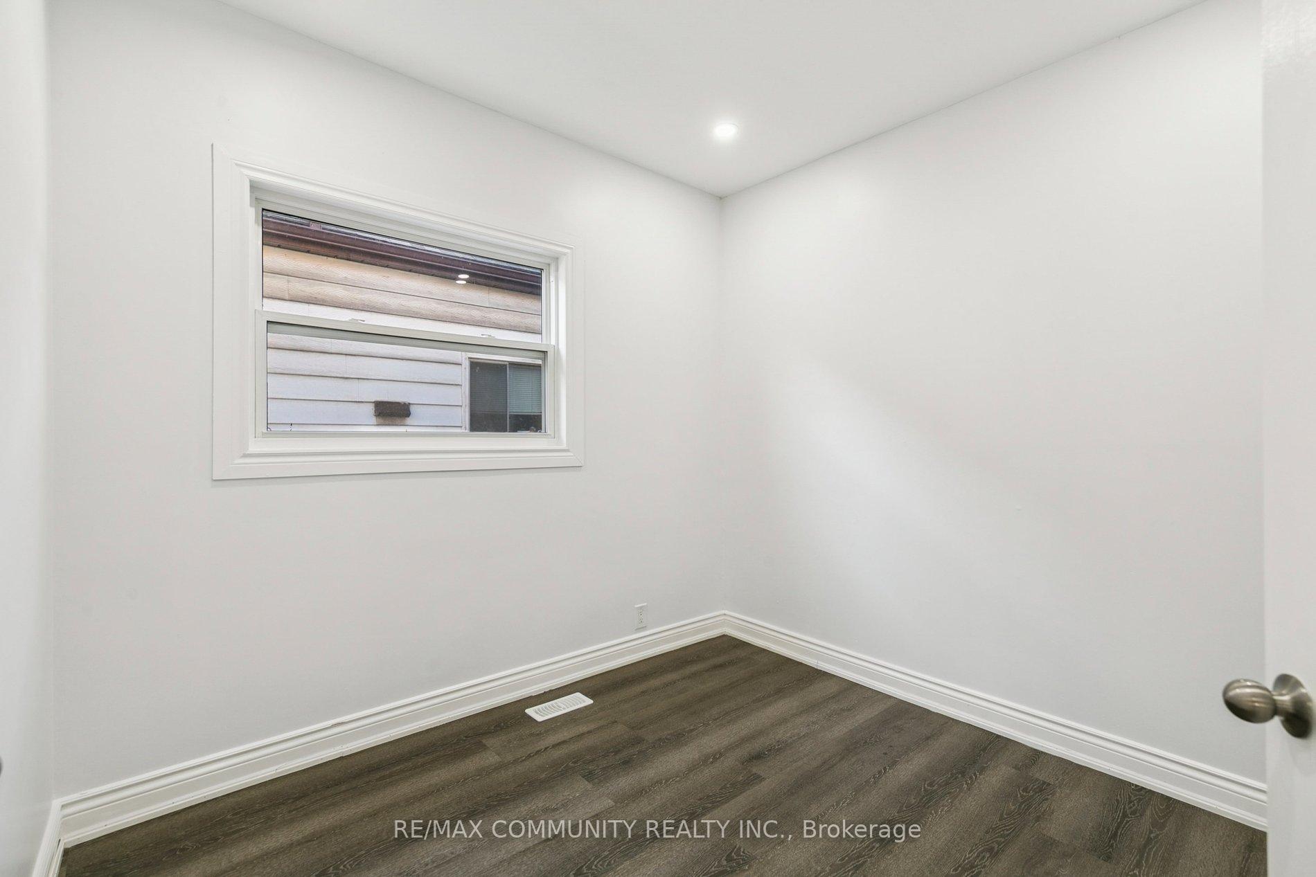 Photo 23 of 46 East 7th Street, Hamilton, Centremount — HOMEH