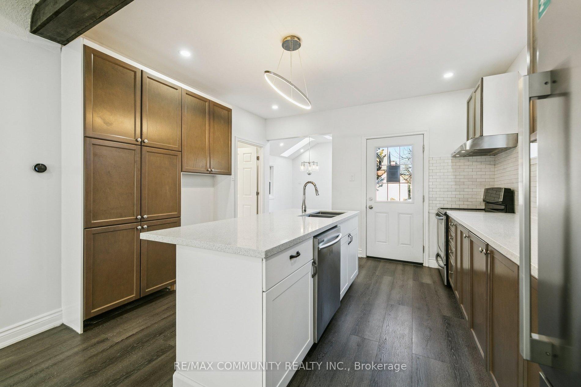 Photo 26 of 46 East 7th Street, Hamilton, Centremount — HOMEH