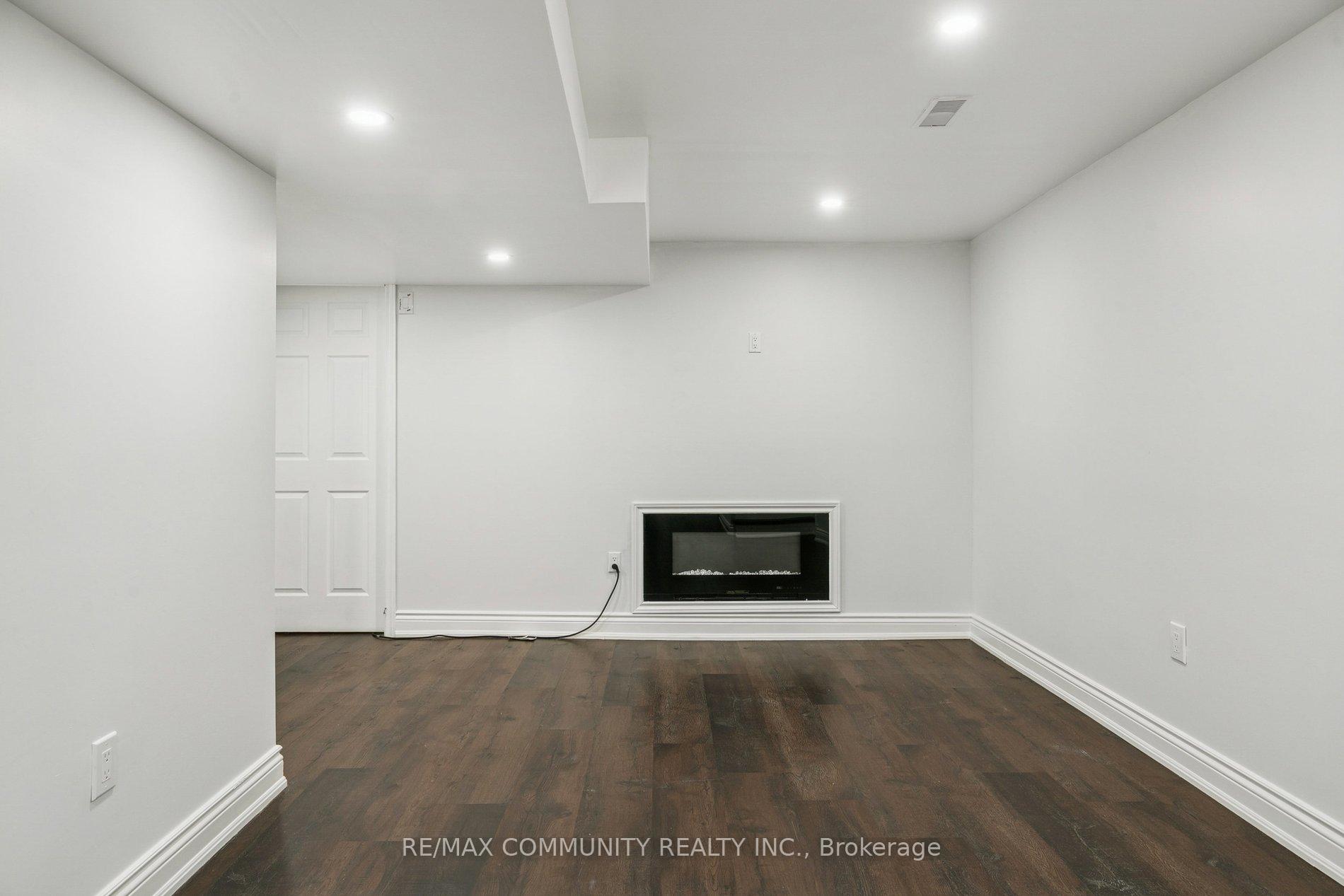 Photo 40 of 46 East 7th Street, Hamilton, Centremount — HOMEH