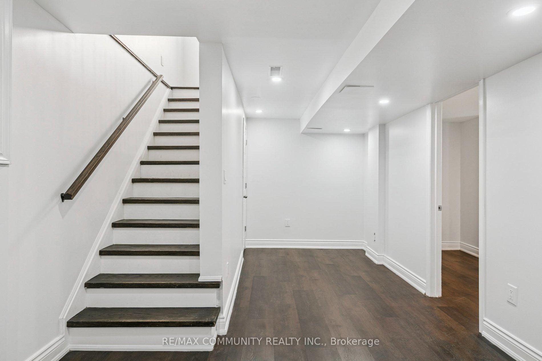 Photo 41 of 46 East 7th Street, Hamilton, Centremount — HOMEH