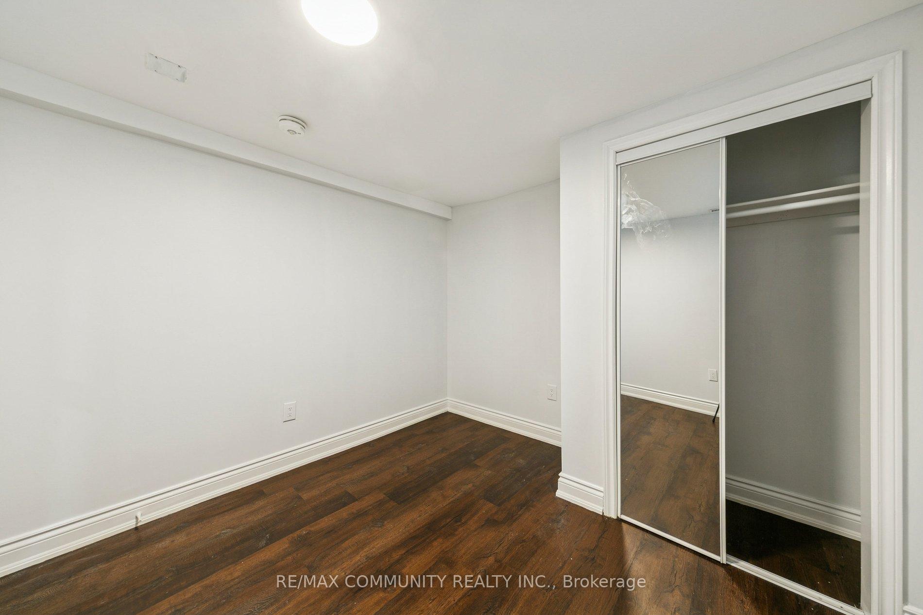 Photo 45 of 46 East 7th Street, Hamilton, Centremount — HOMEH