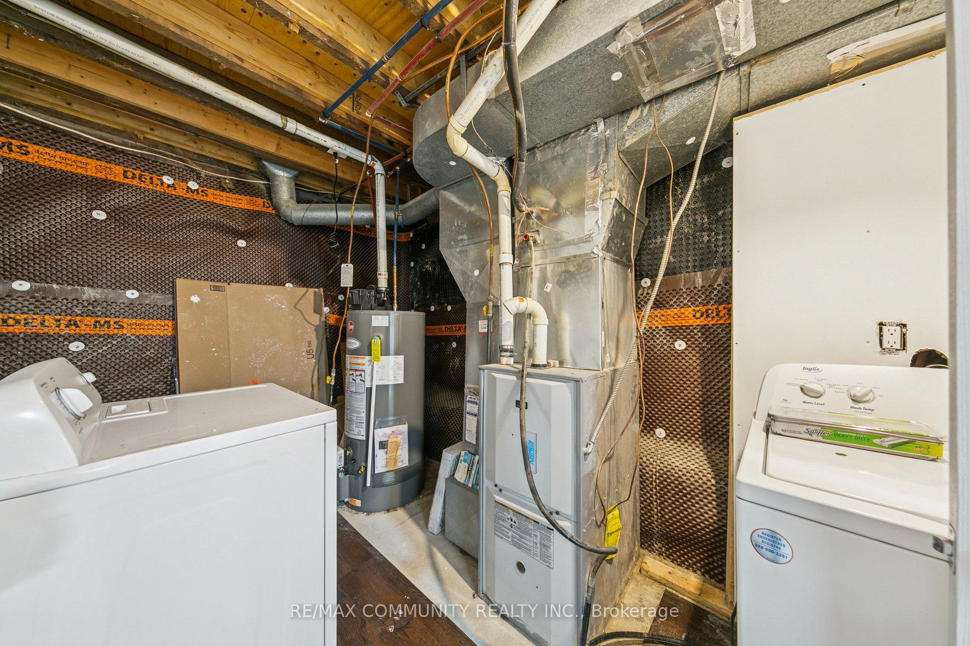 Photo 48 of 46 East 7th Street, Hamilton, Centremount — HOMEH