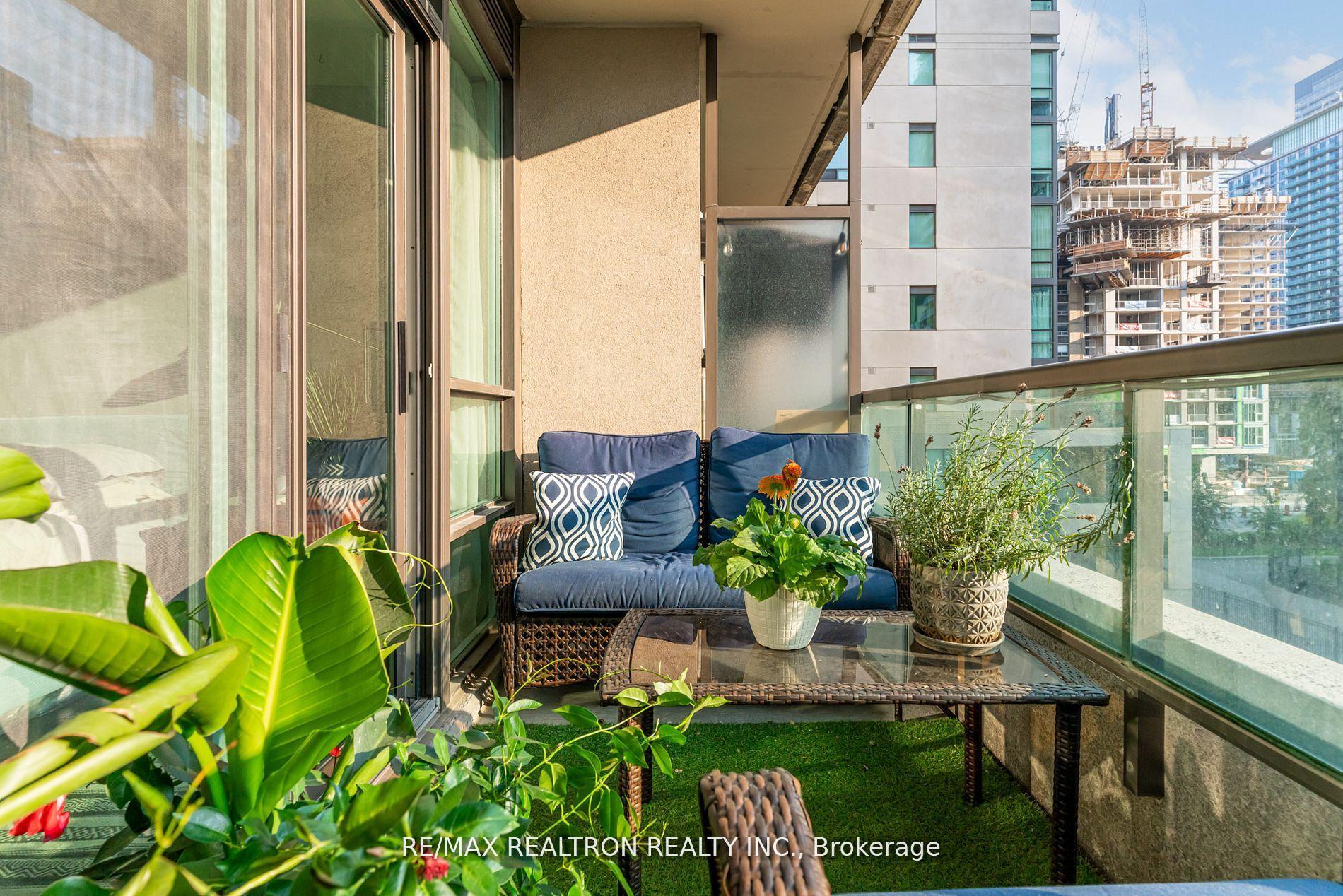 Photo 12 of Unit 404, 88 Broadway Avenue, Toronto, Mount Pleasant East — HOMEH