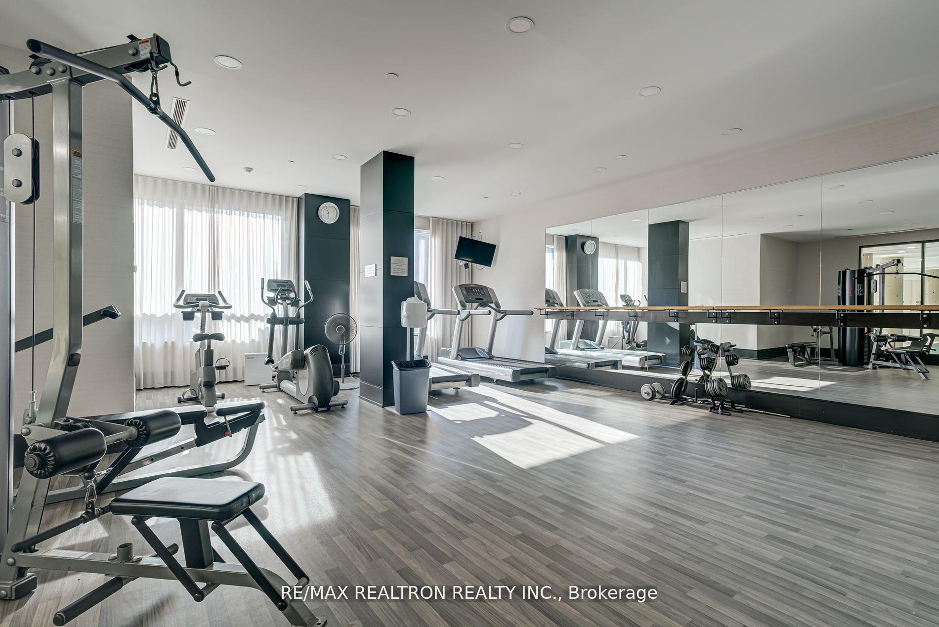 Photo 14 of Unit 404, 88 Broadway Avenue, Toronto, Mount Pleasant East — HOMEH