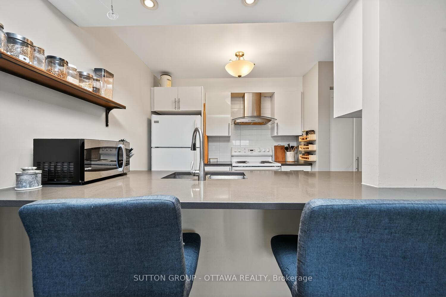 Photo 7 of Unit 317, 214 Viewmount Drive, Ottawa, Borden Farm/Stewart Farm/Carleton Heights/Parkwood Hills — HOMEH