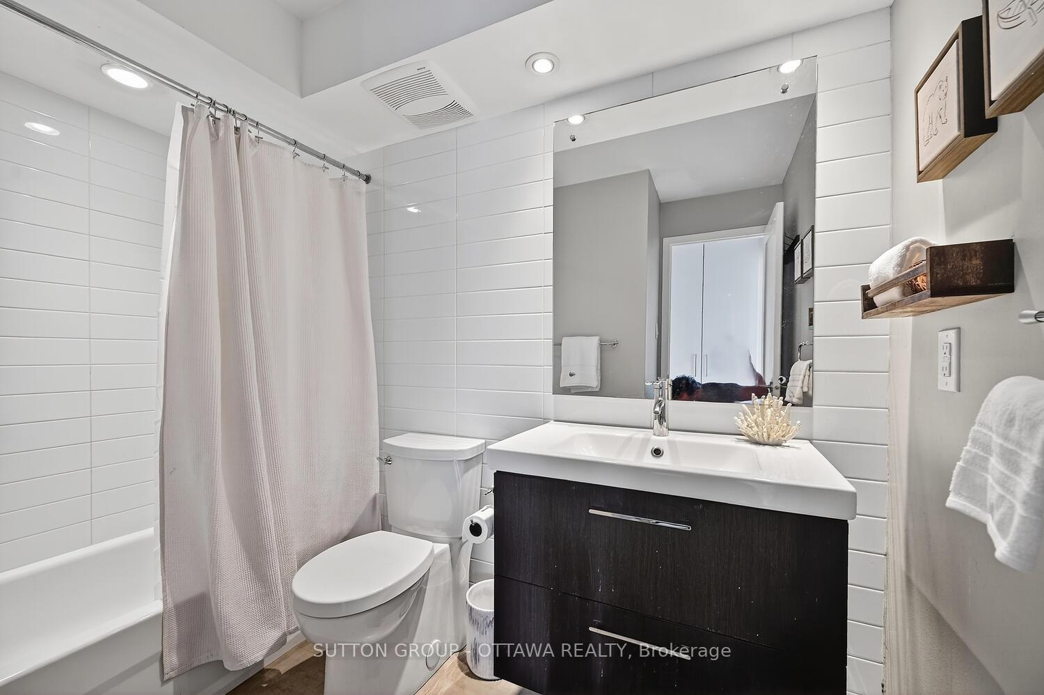 Photo 12 of Unit 317, 214 Viewmount Drive, Ottawa, Borden Farm/Stewart Farm/Carleton Heights/Parkwood Hills — HOMEH