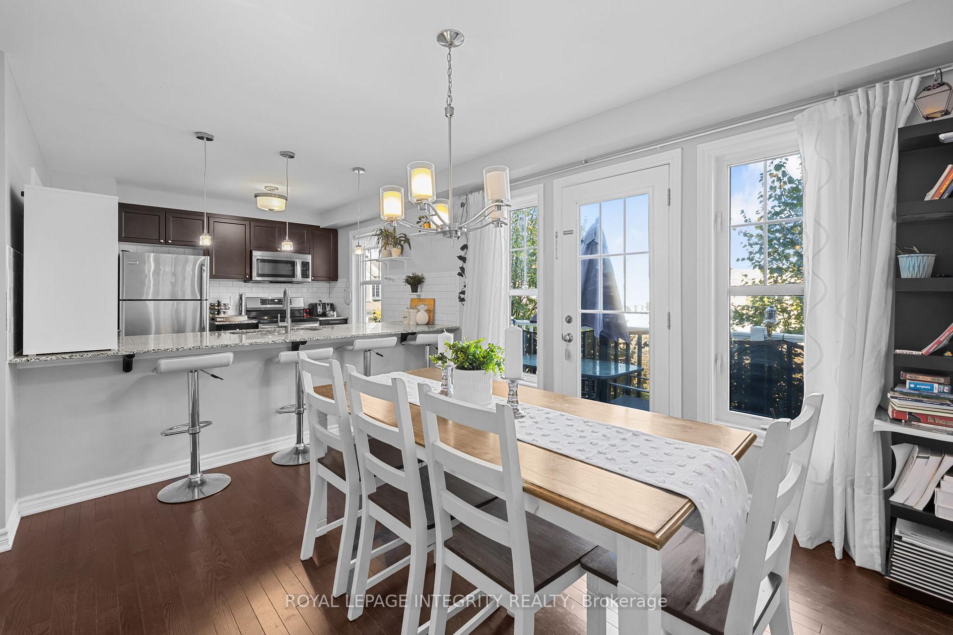 Photo 5 of 211 Bensinger Way, Ottawa, Stittsville (North) — HOMEH