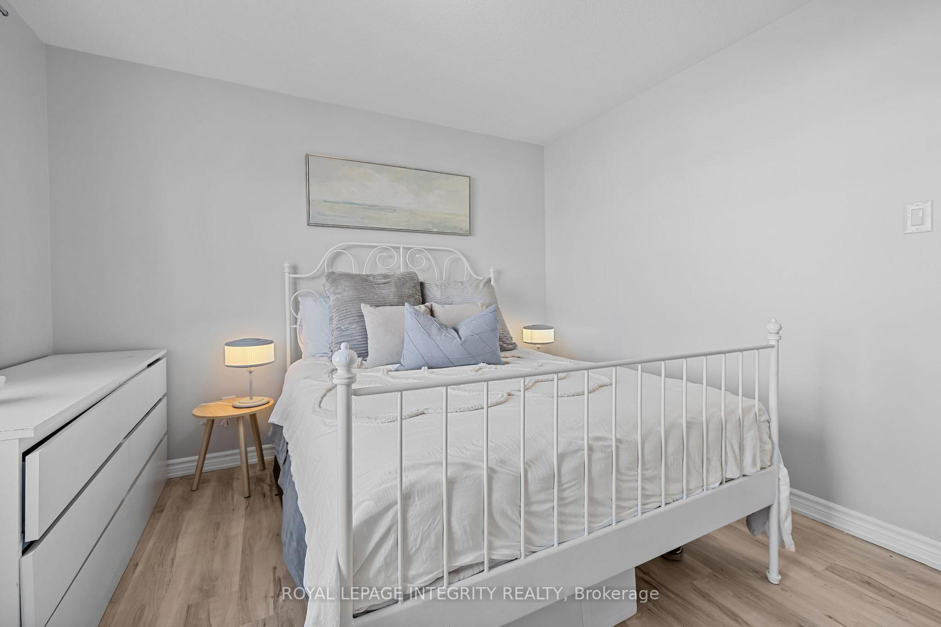 Photo 9 of 211 Bensinger Way, Ottawa, Stittsville (North) — HOMEH