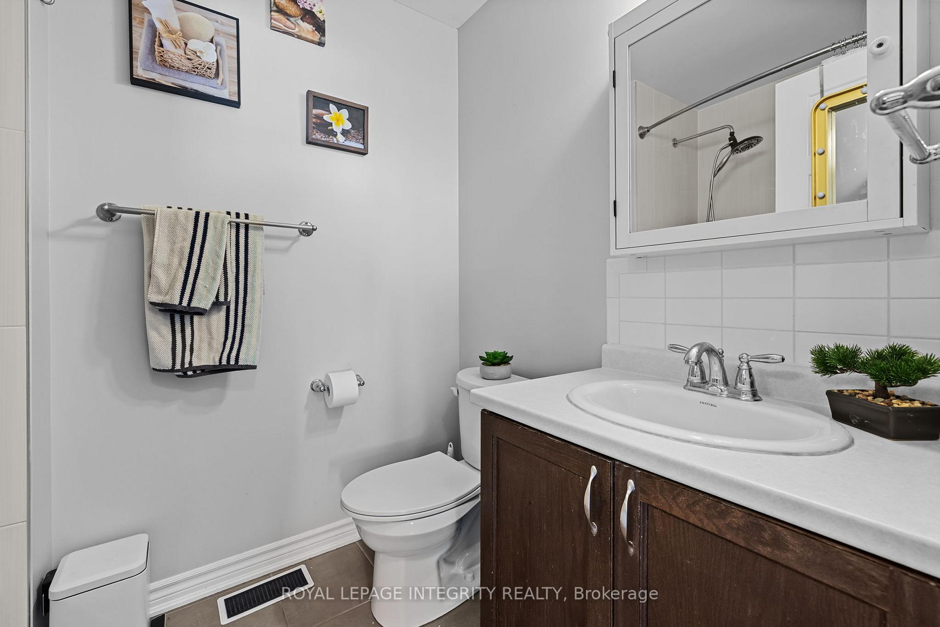Photo 16 of 211 Bensinger Way, Ottawa, Stittsville (North) — HOMEH