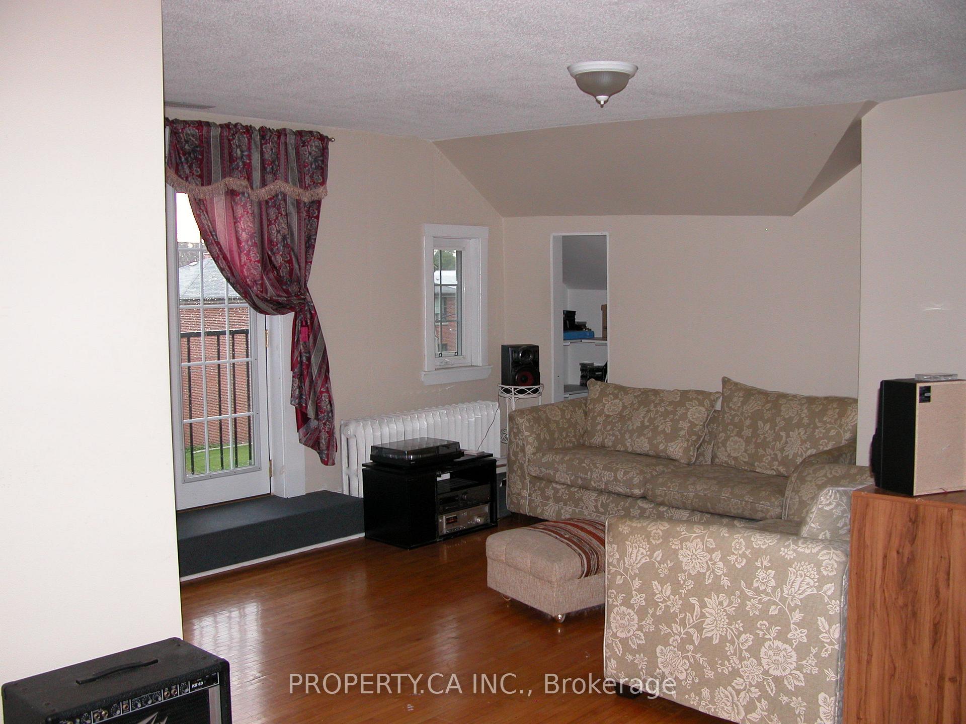 Photo 20 of 4 Glenhurst Avenue, Toronto, Oakwood Village — HOMEH
