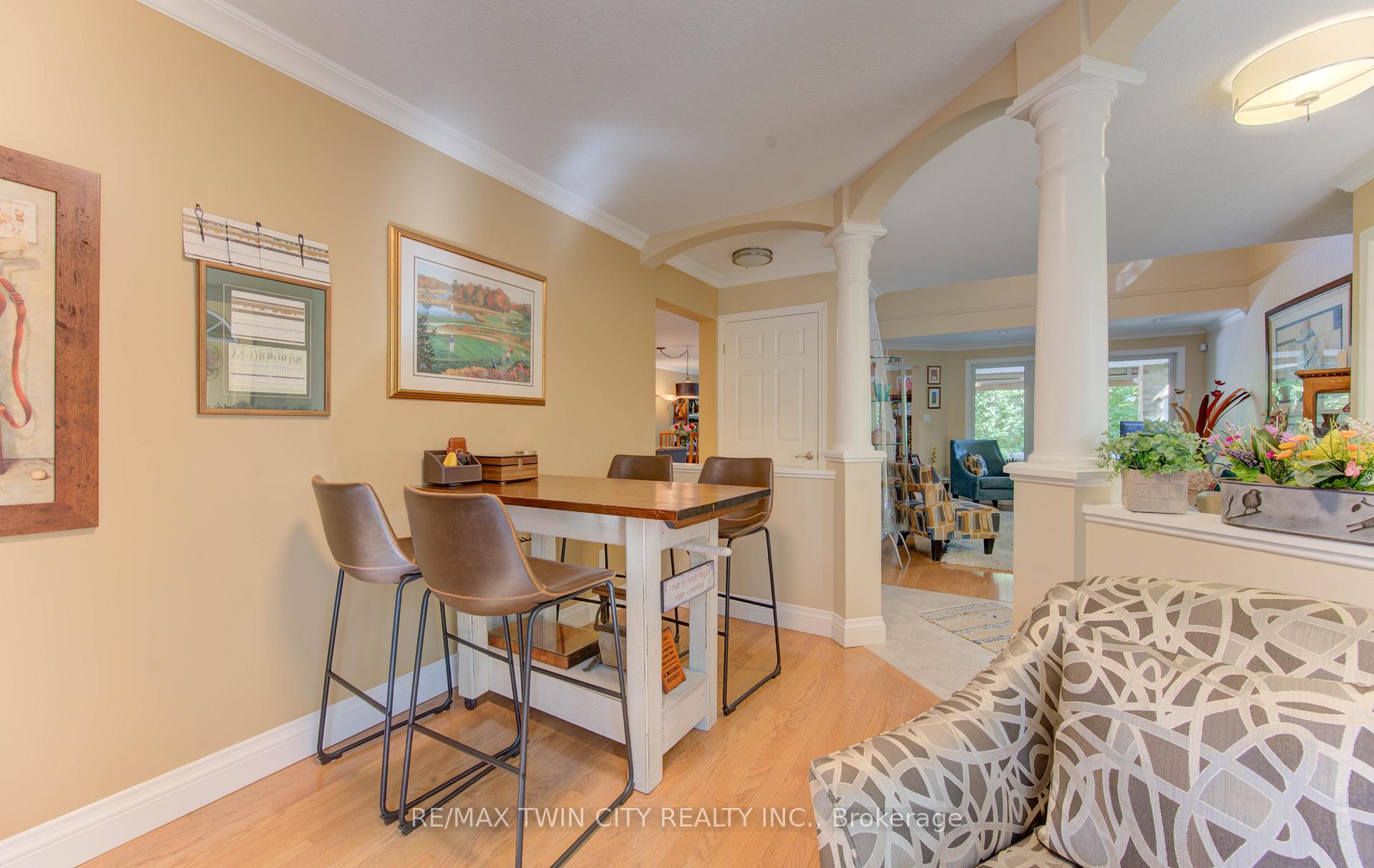 Photo 8 of 76 Candle Crescent, Kitchener — HOMEH