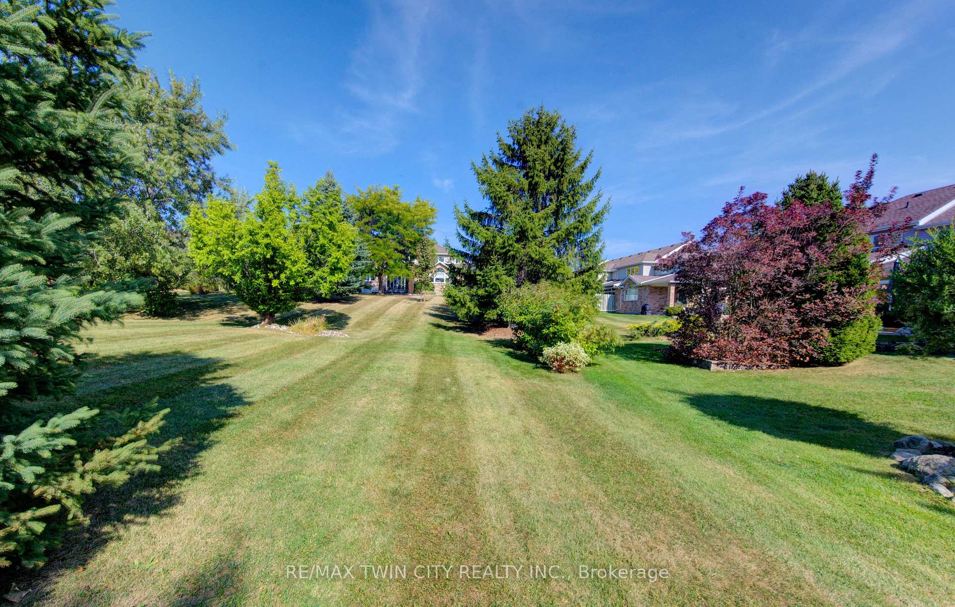Photo 33 of 76 Candle Crescent, Kitchener — HOMEH