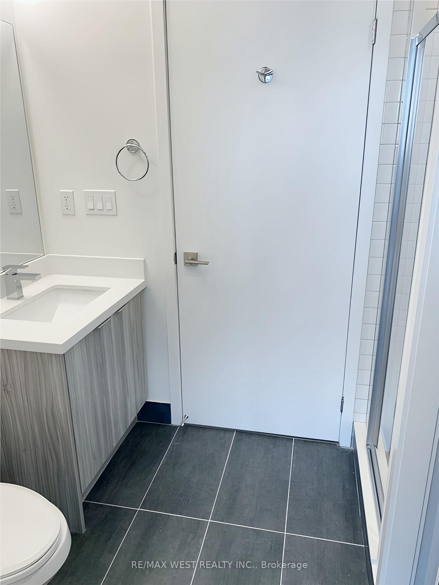 Photo 10 of Unit 526, 2908 Hwy 7 Road, Vaughan, Concord — HOMEH