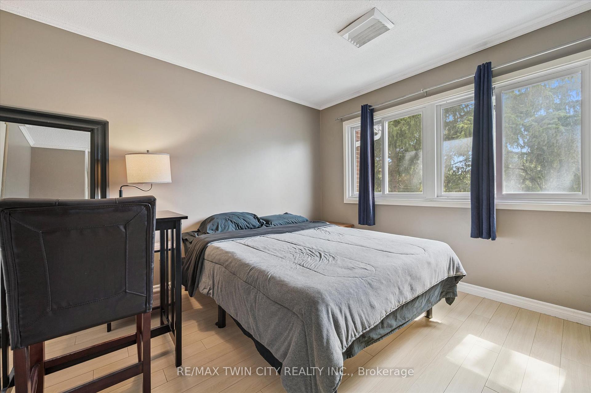 Photo 17 of Unit 41, 121 University Avenue E, Waterloo — HOMEH