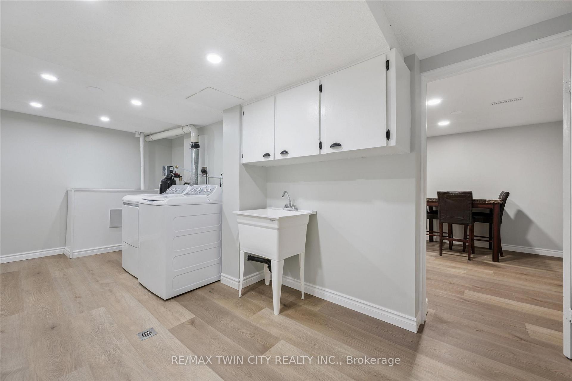 Photo 20 of Unit 41, 121 University Avenue E, Waterloo — HOMEH