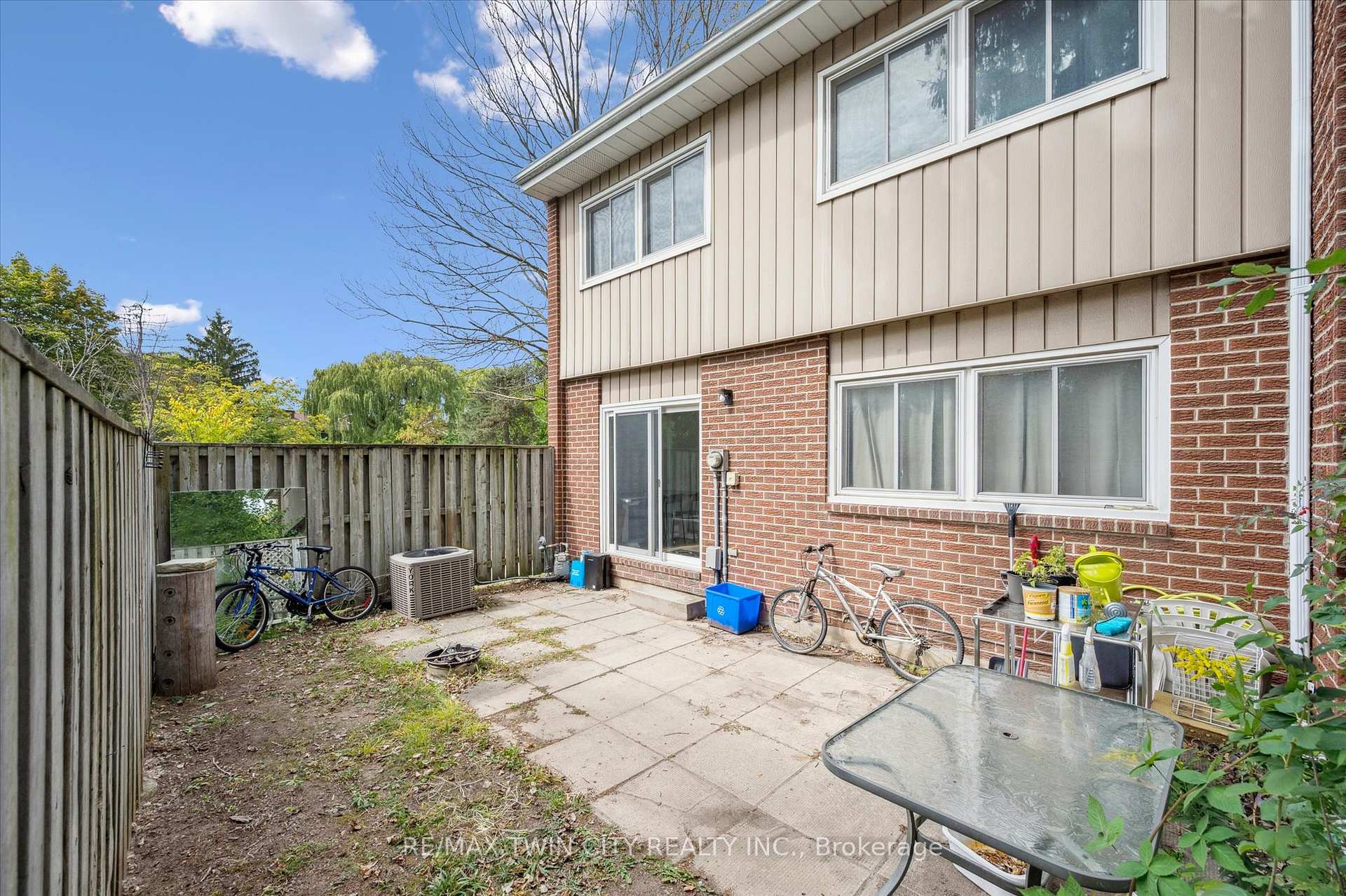 Photo 25 of Unit 41, 121 University Avenue E, Waterloo — HOMEH