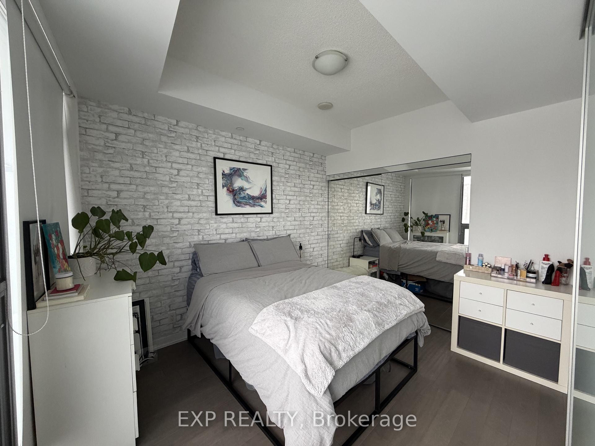 Photo 16 of Unit 803, 1815 Yonge Street, Toronto, Mount Pleasant West — HOMEH