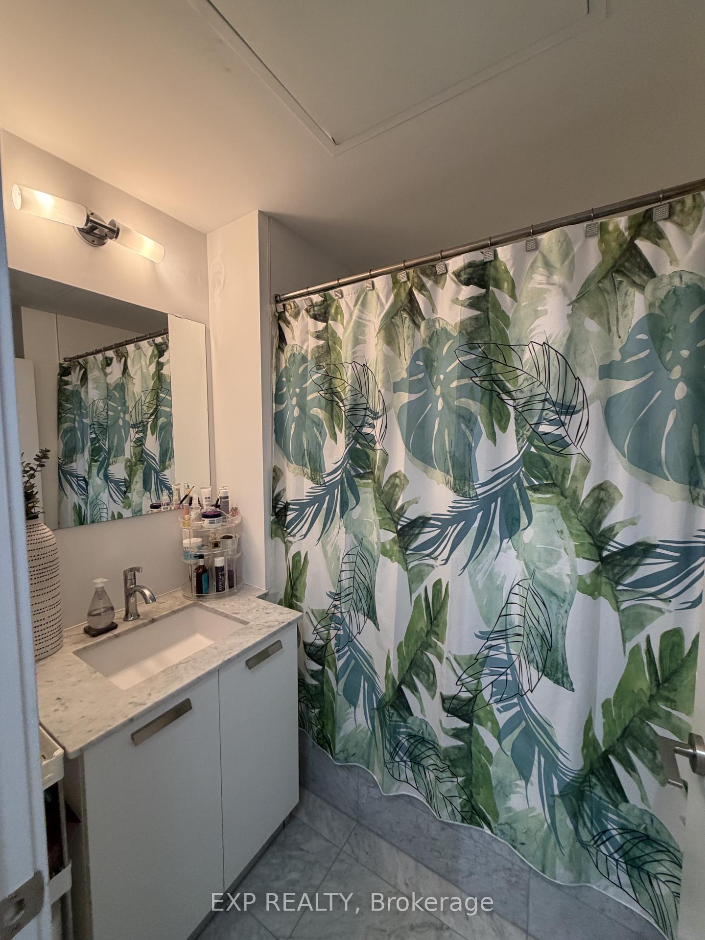 Photo 17 of Unit 803, 1815 Yonge Street, Toronto, Mount Pleasant West — HOMEH