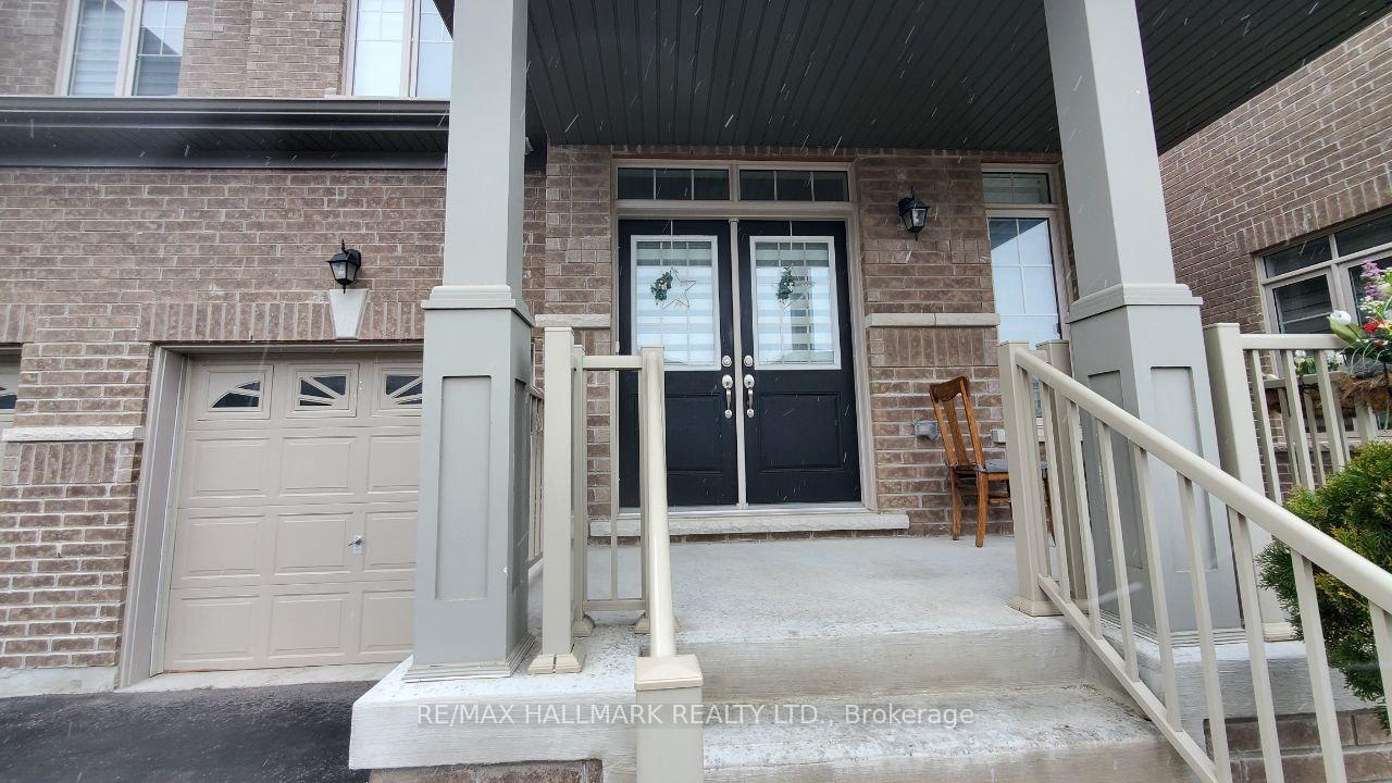 Photo 3 of Unit #Main&2nd, 19 Chouinard Way, Aurora, Rural Aurora — HOMEH