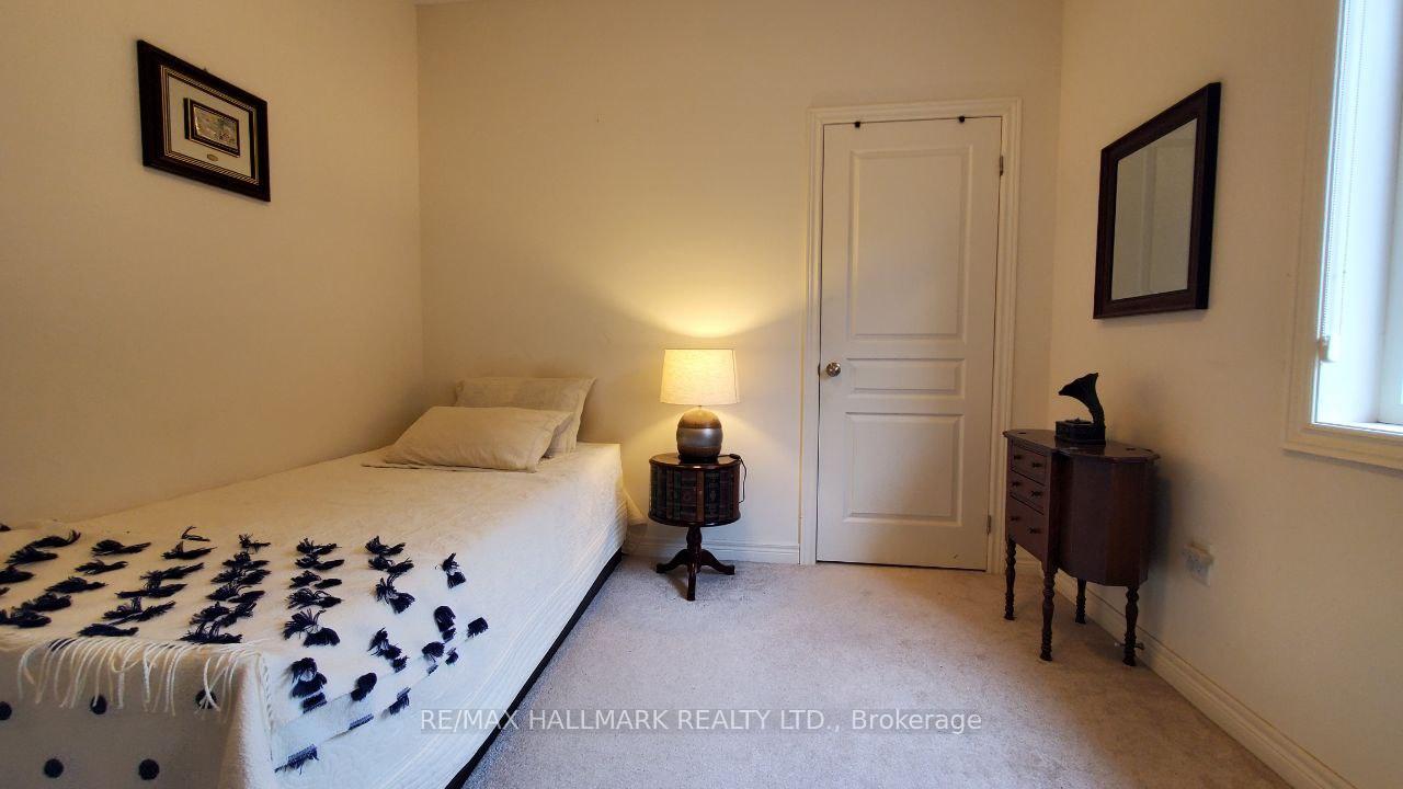 Photo 22 of Unit #Main&2nd, 19 Chouinard Way, Aurora, Rural Aurora — HOMEH