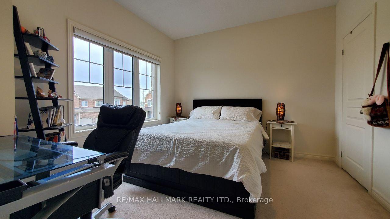 Photo 23 of Unit #Main&2nd, 19 Chouinard Way, Aurora, Rural Aurora — HOMEH
