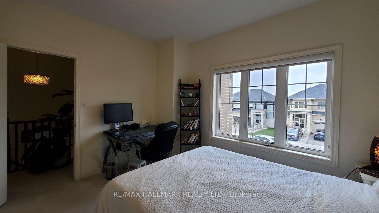 Photo 25 of Unit #Main&2nd, 19 Chouinard Way, Aurora, Rural Aurora — HOMEH