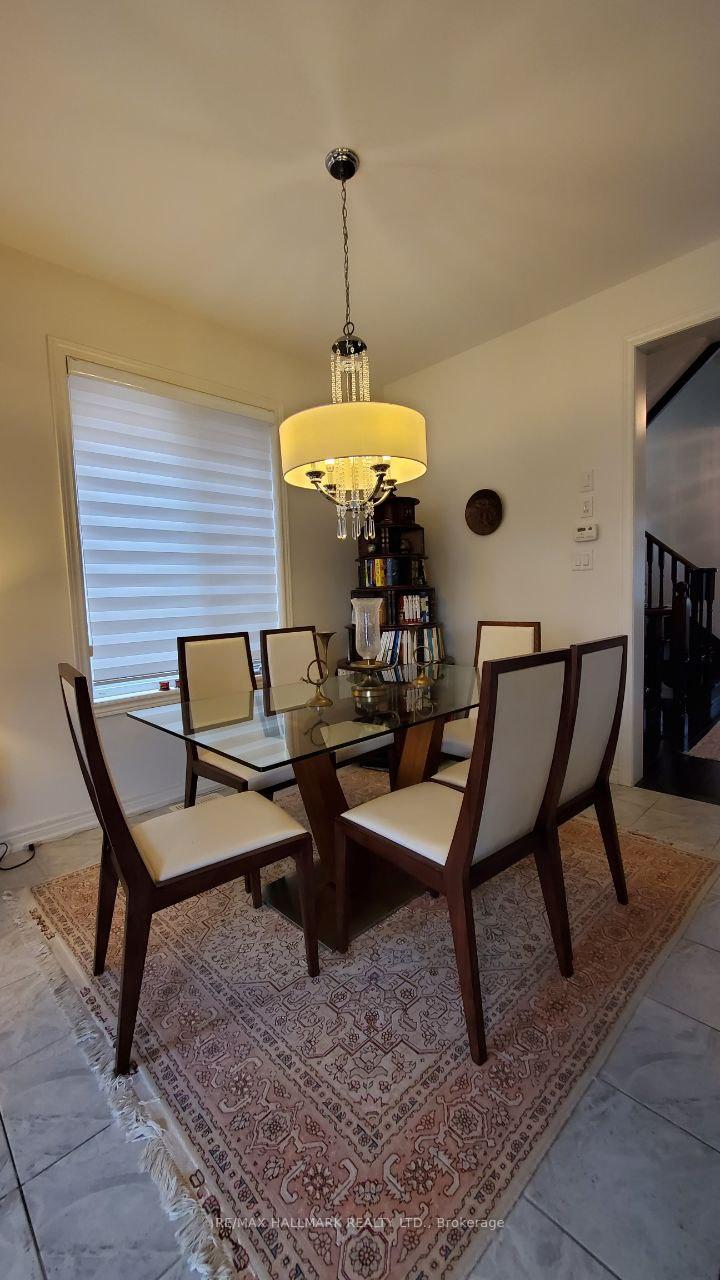 Photo 30 of Unit #Main&2nd, 19 Chouinard Way, Aurora, Rural Aurora — HOMEH