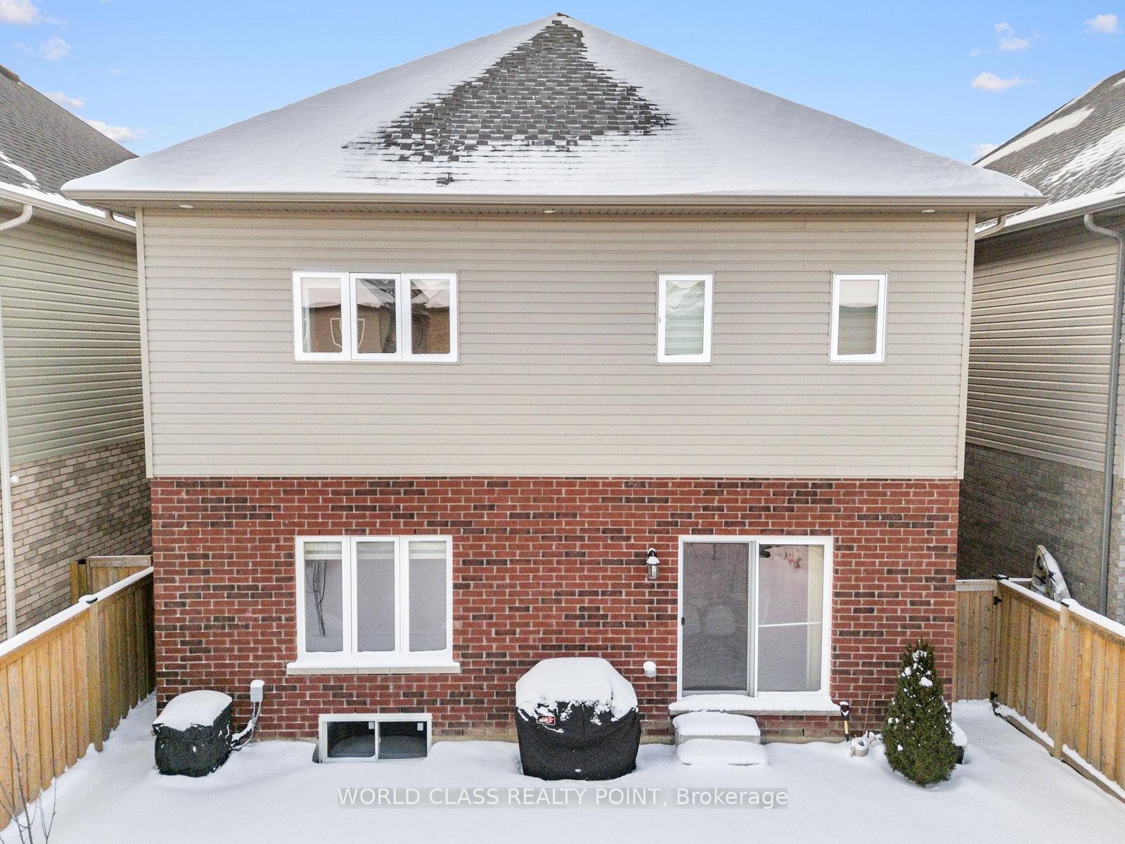 Photo 1 of 22 Bethune Avenue, Hamilton, Rural Glanbrook — HOMEH