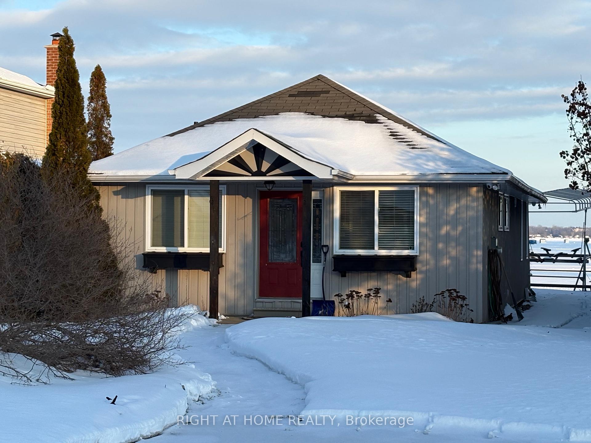 Photo 1 of 407 Limerick Street, Innisfil, Churchill — HOMEH