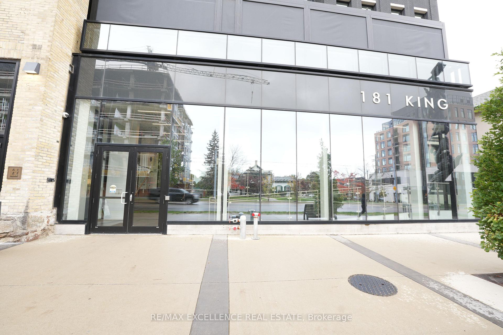 Front of Unit 1002, 181 King Street S