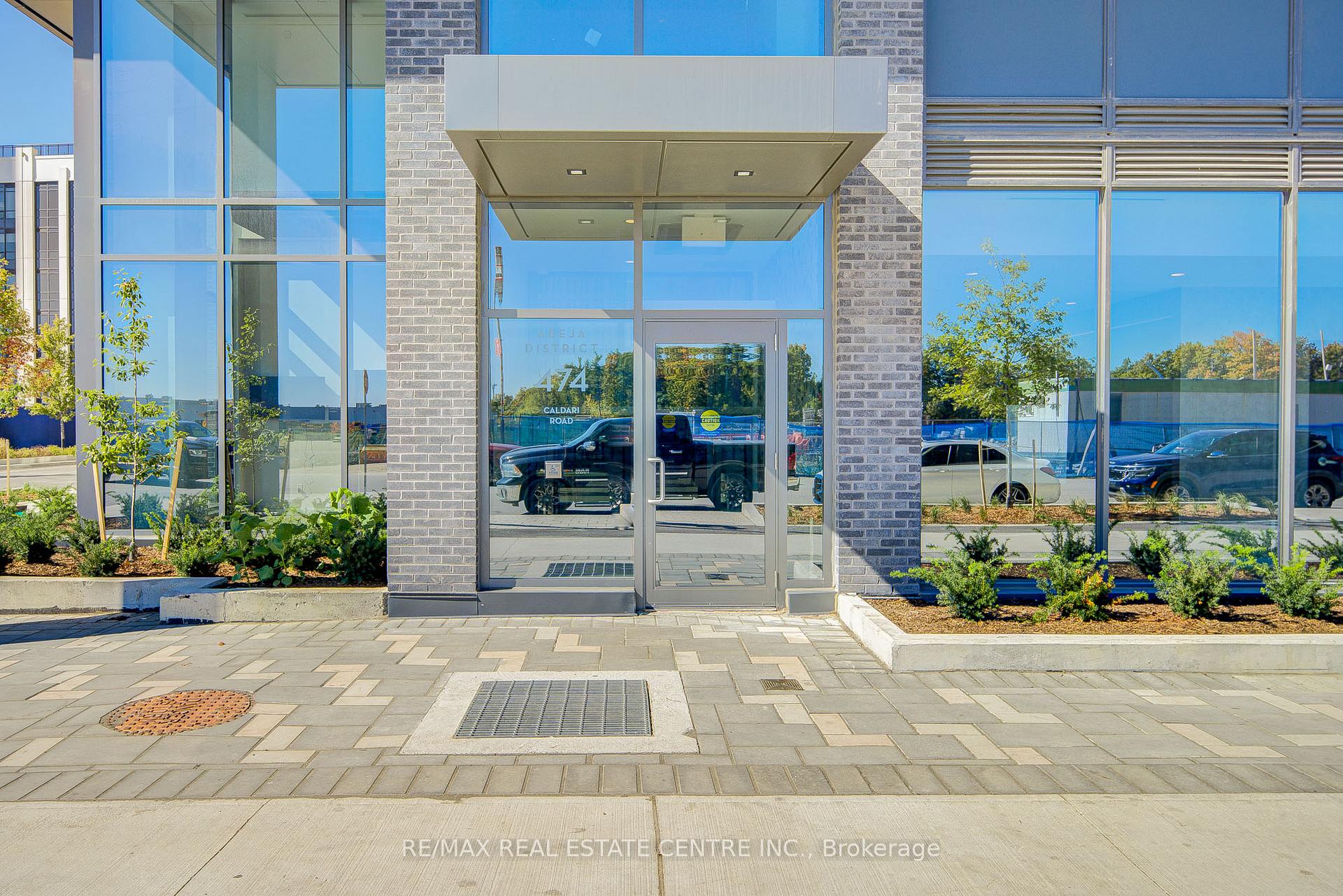 Photo 2 of Unit 2204, 474 Caldari Road, Vaughan, Concord — HOMEH