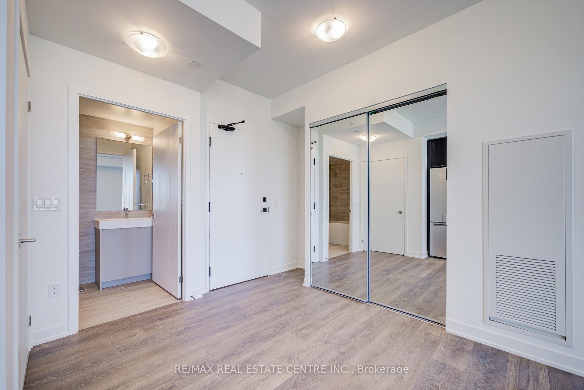 Photo 9 of Unit 2204, 474 Caldari Road, Vaughan, Concord — HOMEH