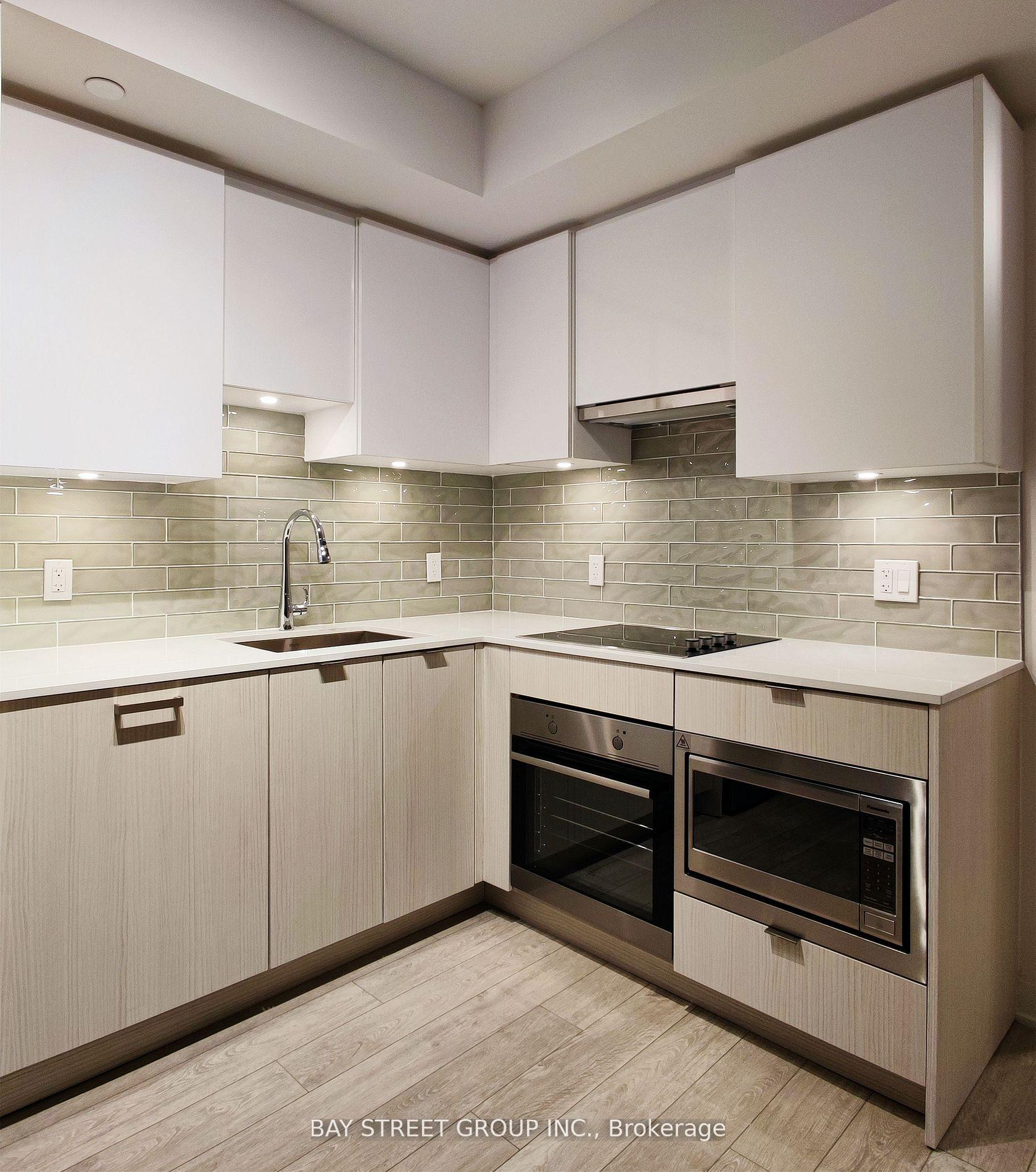 Photo 3 of Unit 3206, 195 Redpath Avenue, Toronto, Mount Pleasant West — HOMEH